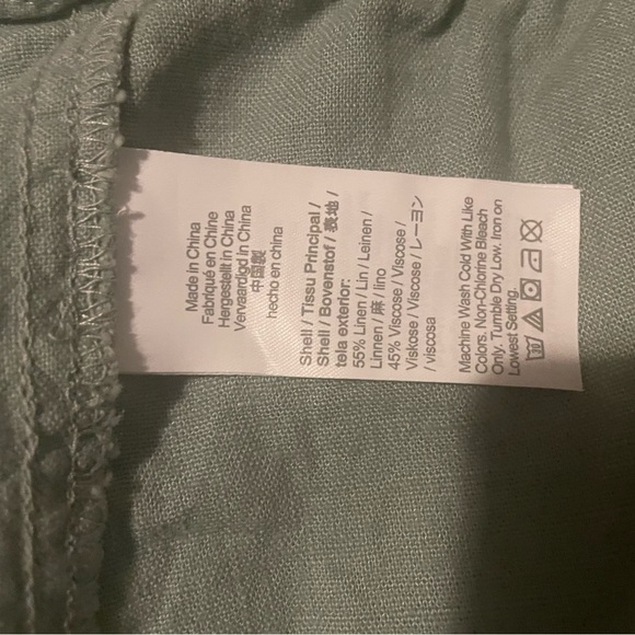 J.Crew size medium, draw string linen shorts. - Picture 6 of 6
